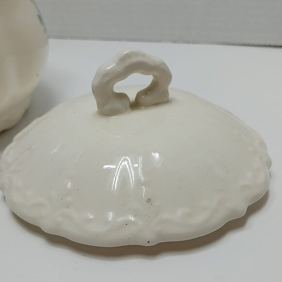 Vintage Ratauds Covered Serving Dish 1960's England Vanilla White w/ Roses - Picture 5 of 6